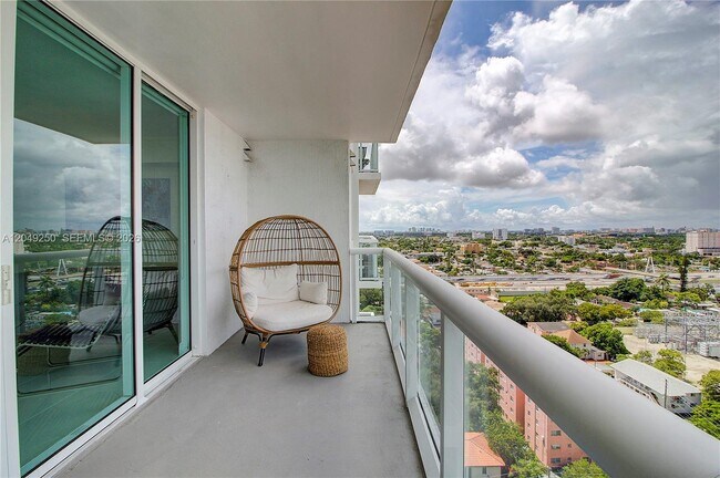 Photo - 1871 NW S River Dr Unit 1804