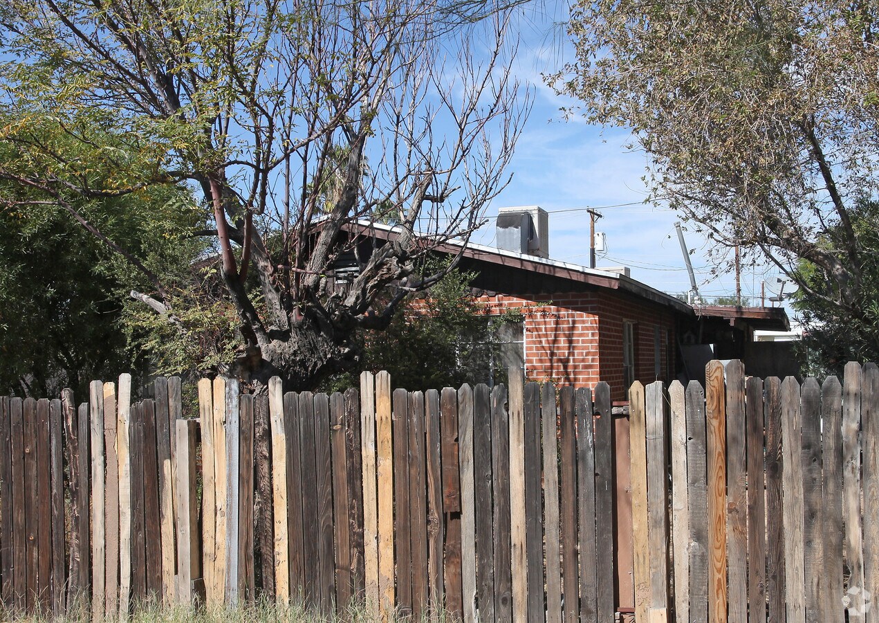 Photo - Duplex