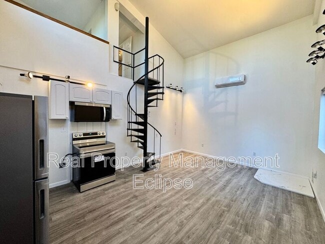 Photo - 21606 3rd Ave NE