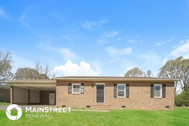 Photo - 2236 Helen Dr NW