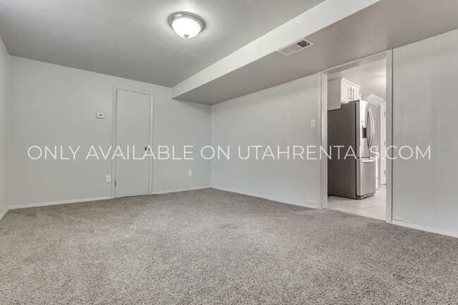 Photo - 322 E Robert Ave Unit 2