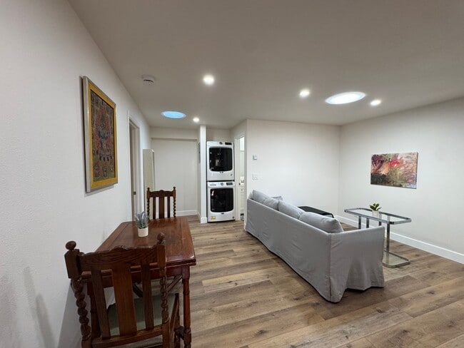 Photo - 310 Hansbery Way Unit 306 Hansbery