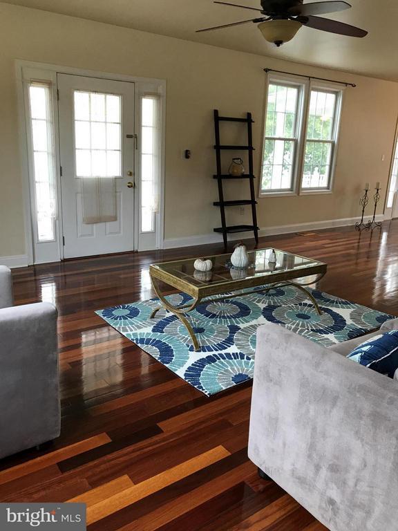 Photo - 2022 S Glebe Rd