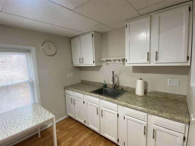 Photo - 702 Fox Run Ln Unit 1