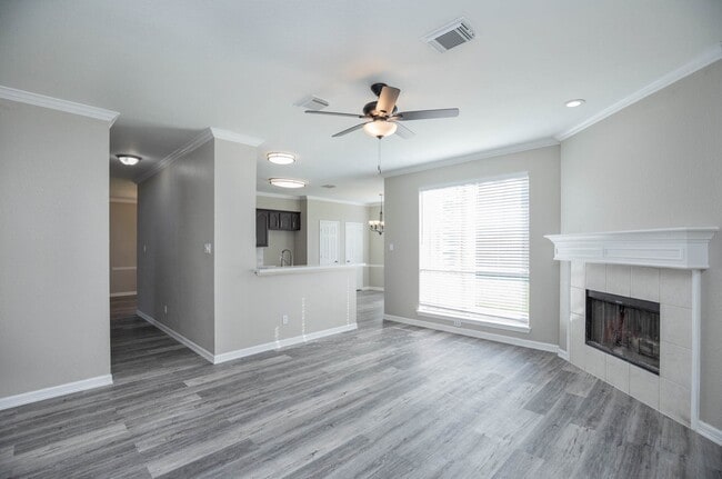 Photo - 18135 Somerset Knolls Ct