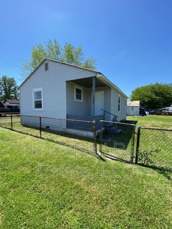 Photo - 2040 5th St House