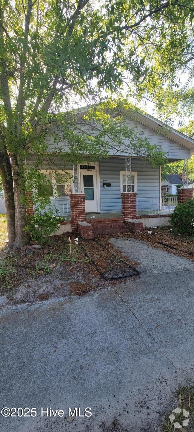 Building Photo - 1002 S 7th St Rental