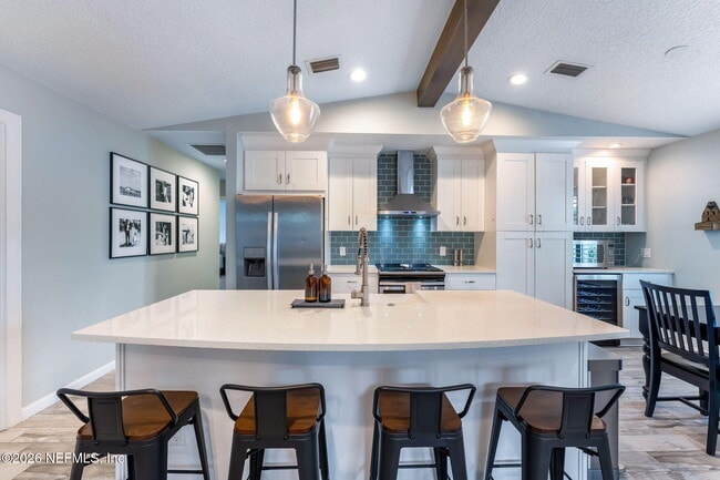 Photo - 1170 19th St N