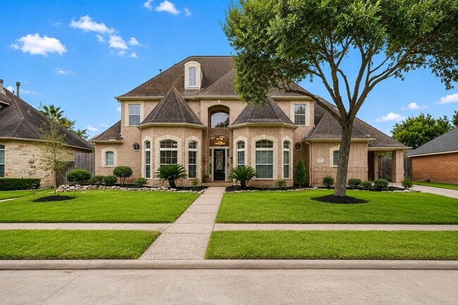 Building Photo - 1726 Parklake Village Dr