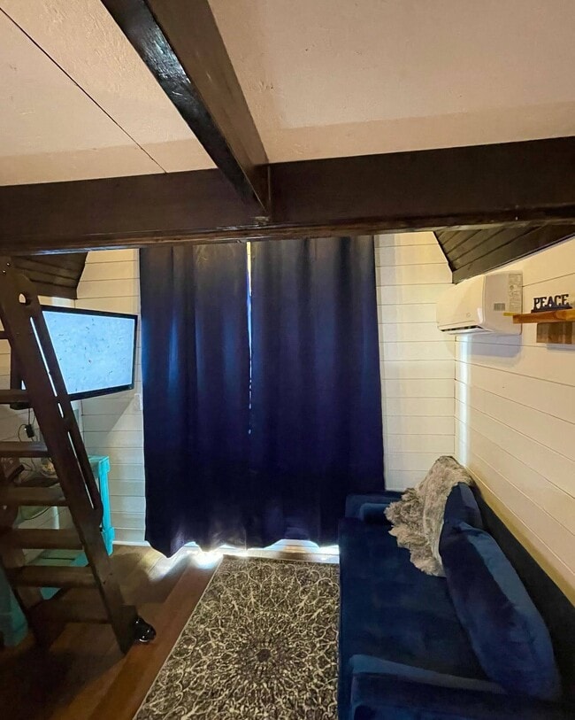 Photo - 3826 Marianna Rd Unidad Tiny house