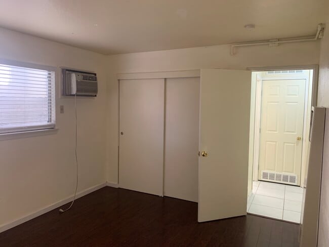 Photo - 2103 3rd St Unit B