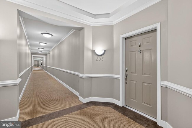 Photo - 2111 Ganton Green Unit 208E
