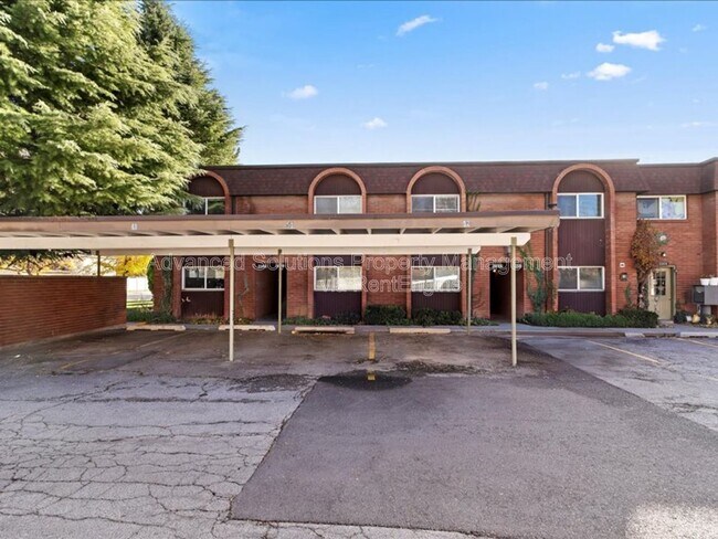 Building Photo - 3046 S 300 E Unit E 3052