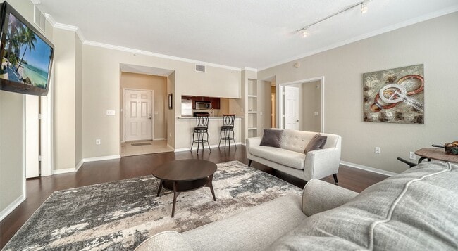 Photo - Annual furnished OPTIONAL 2-bed 2-bath upscale condo in the Broadway Promenade