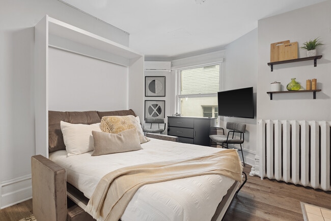 Building Photo - 95 Henderson Ave Unit 302