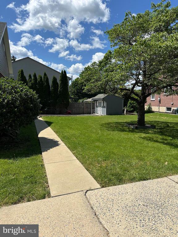 Photo - 2102 Reading Ave