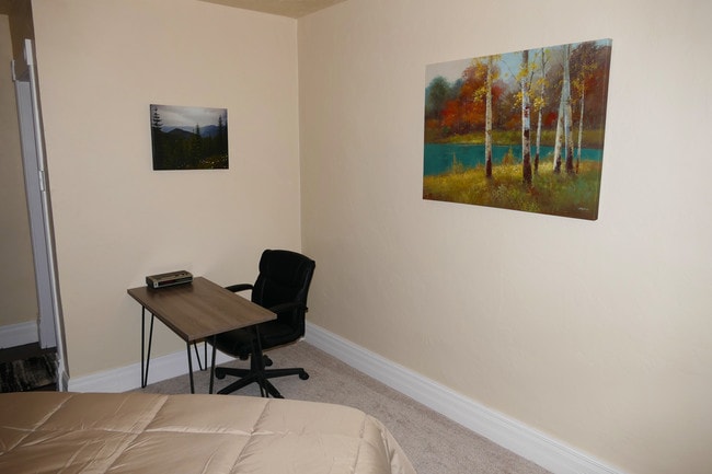 217 N Hayes Ave Unit 3