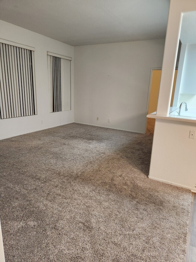 Photo - 13 Whippoorwill Ln