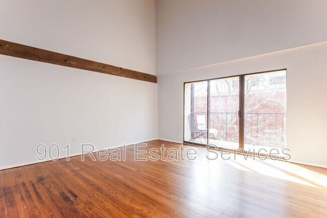 Photo - 107 S Front St Unit #52