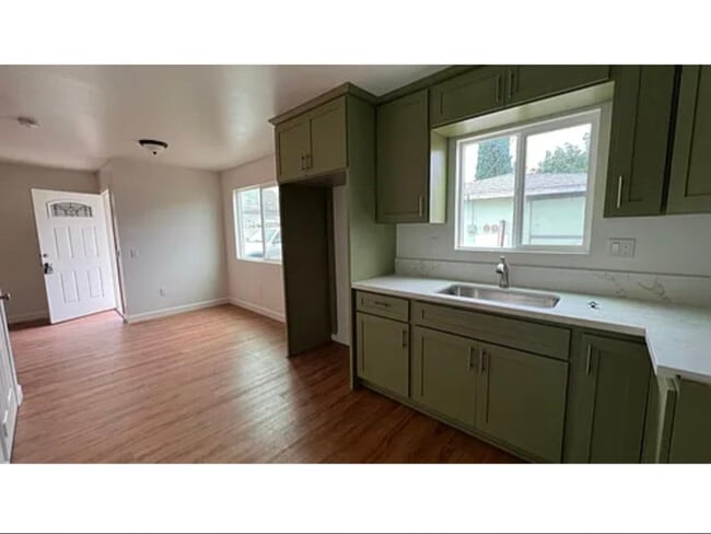 Photo - 6827 San Luis St