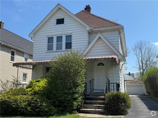 Building Photo - 141 Hawthorne Ave Rental