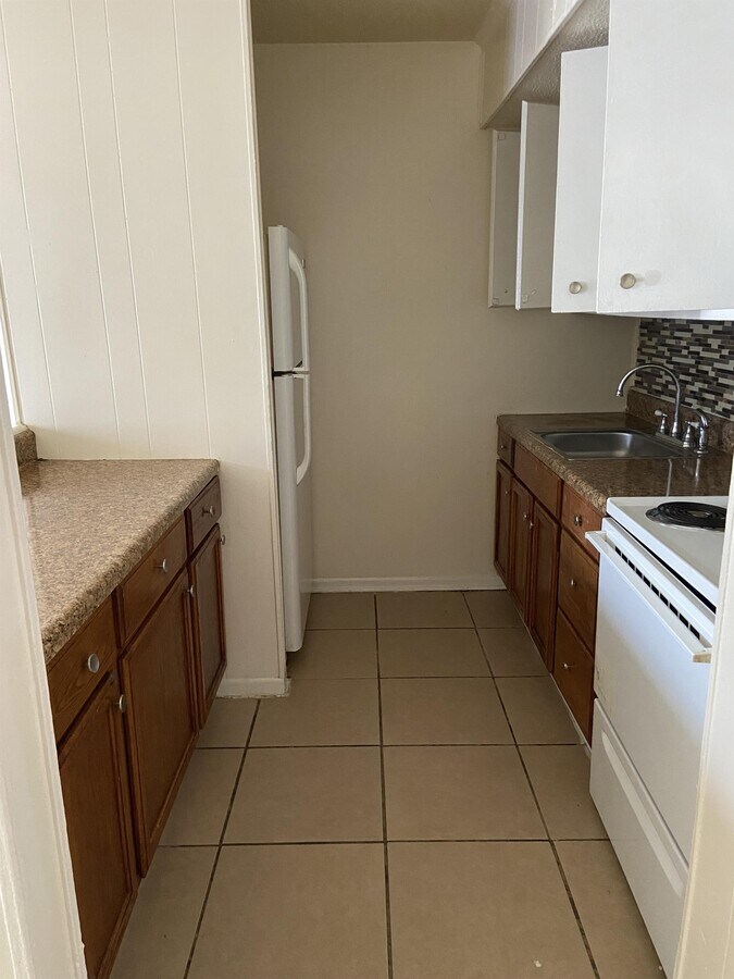 Photo - 619 Vallotton Dr