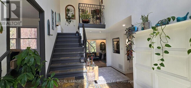 Photo - 105 Ashton Rd