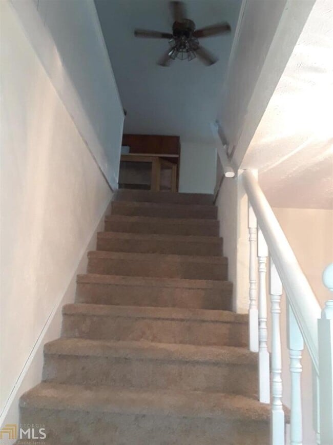 Photo - 995 Green St SE Unit C