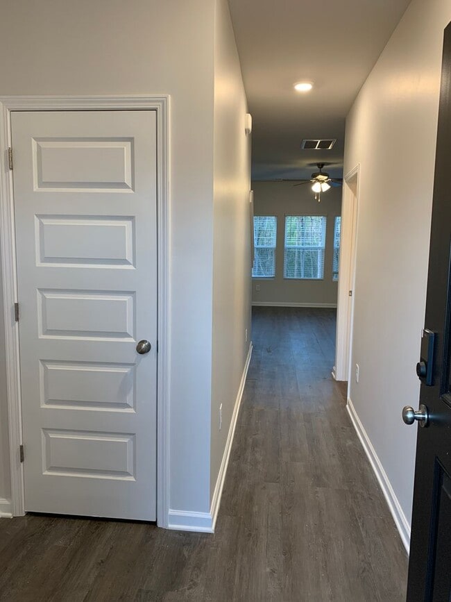 Photo - PRELEASING NOW!!- Three Bedroom | Two and a Half Bathroom Home in Cullman