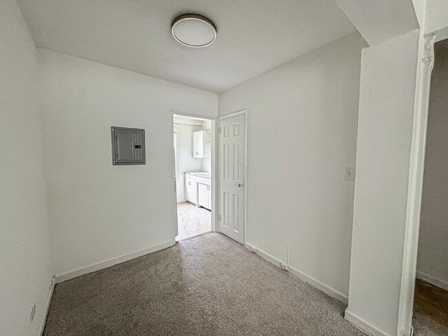 Photo - Charming 1 Bed 1 Bath Condo In Arlington Oaks