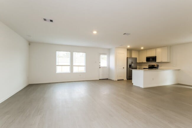 Photo - 15298 Abella Dr