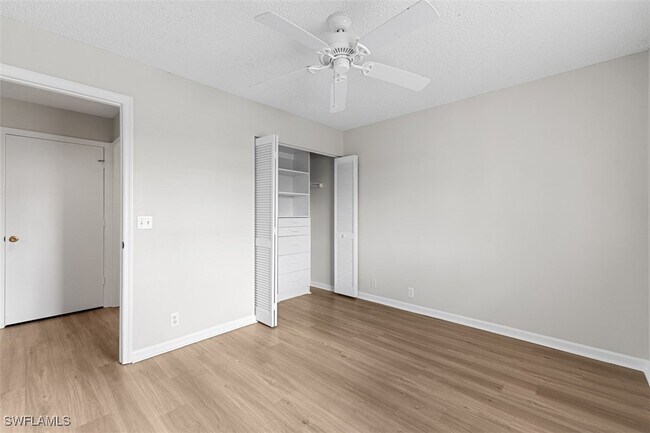 Photo - 7785 Esmeralda Way Unidad M202