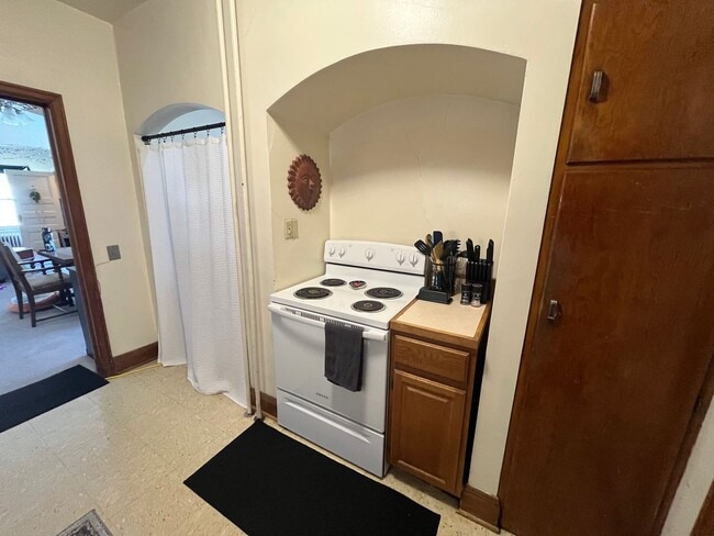 Photo - 2128-2130 E 2nd St Unit 2130 E 2nd Street