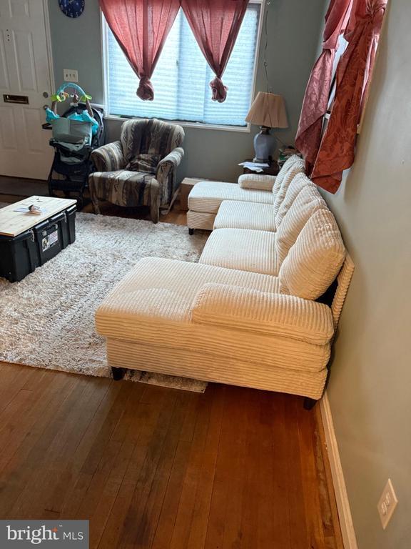 Photo - 3518 Madison St