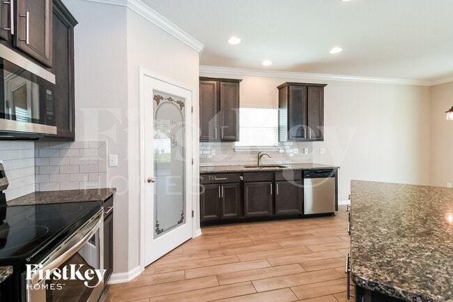 10059 Kit Fox Pkwy
