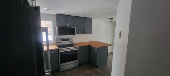 Photo - 922 12th St Unidad 922 12th Street Apt 1