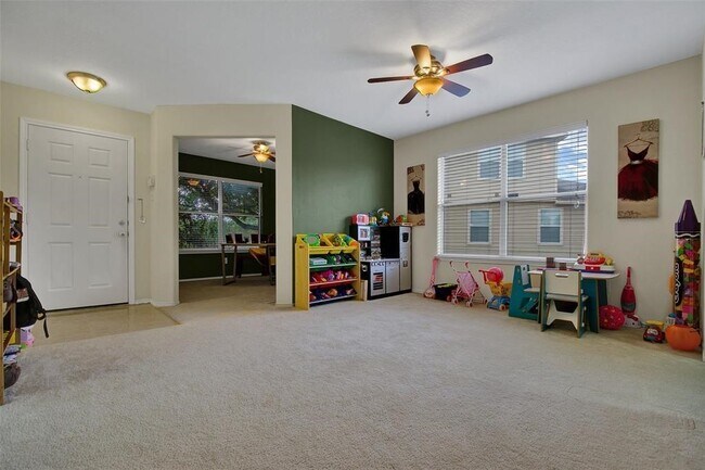 Photo - 615 Salma Ct