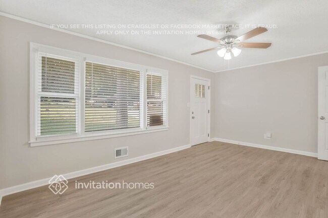 Photo - 2859 Monterey Dr