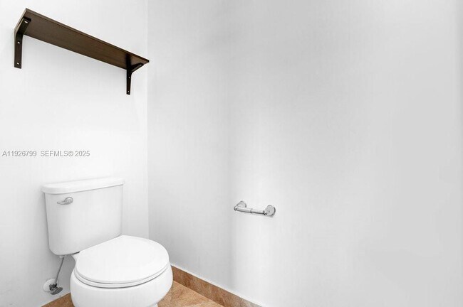 Photo - 5377 Cameron Dr