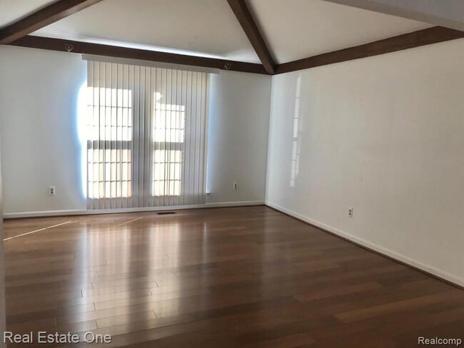 Photo - 37147 Evergreen Dr