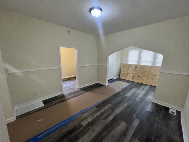 Photo - 1233 W 71st Pl