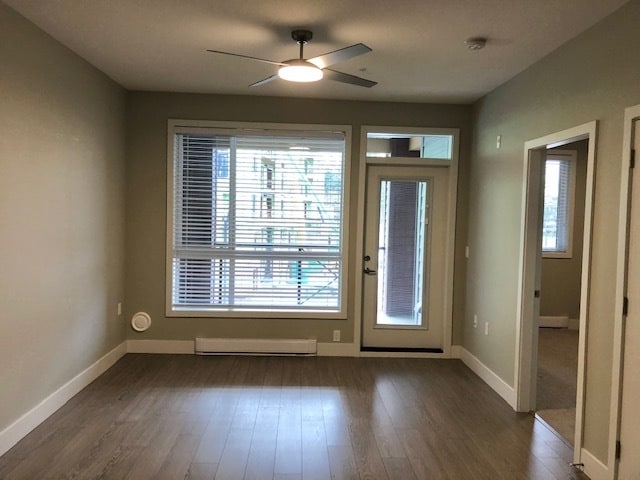 Photo - 45513-45513 Market Way