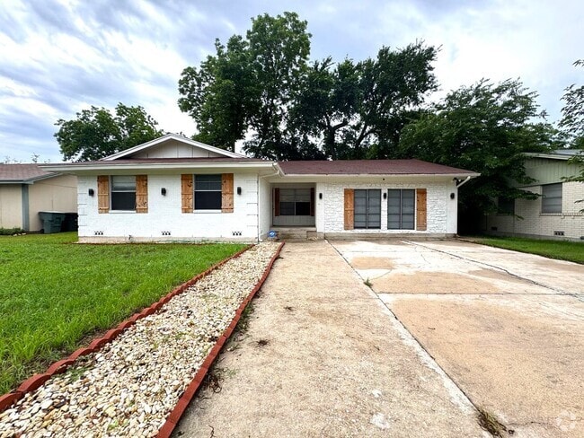 Building Photo - 1202 Missouri Ave Rental
