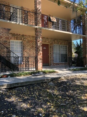Photo - 2205 Southside Blvd Apartments