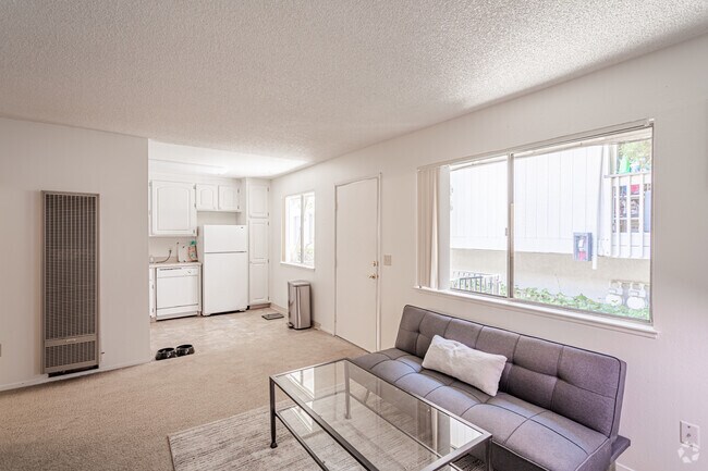 1HAB, 1BA - 650 ft²