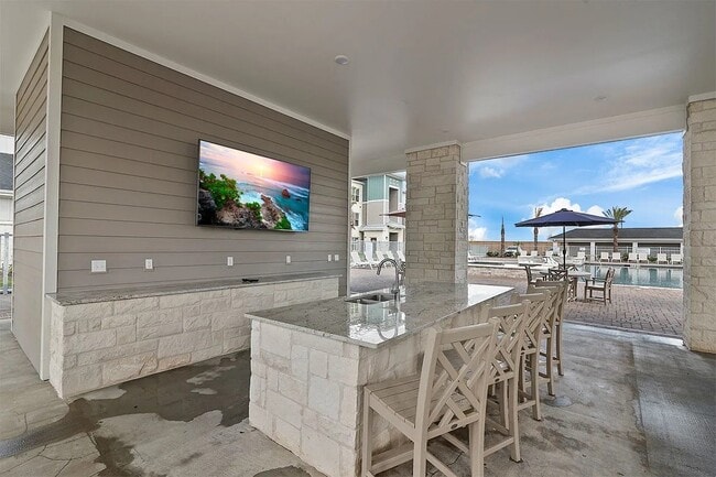 Building Photo - 3301 Gulf Fwy Unit 03207