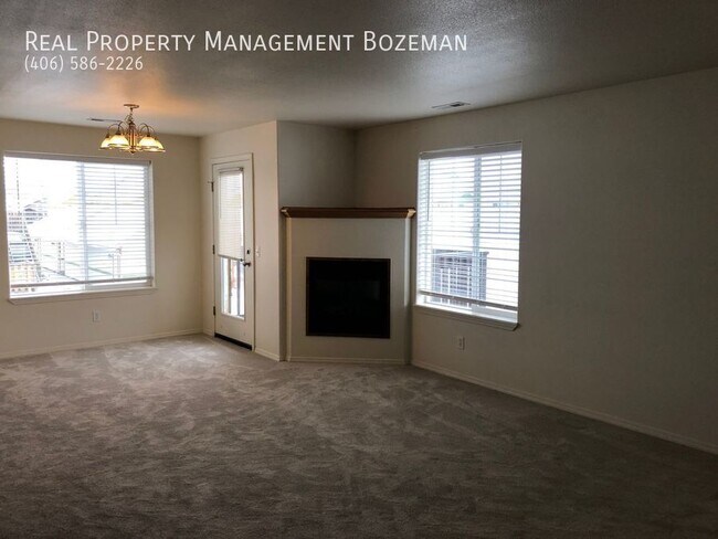 Photo - 1112 Longbow Ln Unidad G