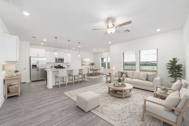 Photo - 1118 Elsinore Dr