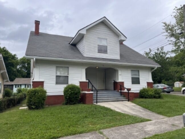 Building Photo - 1939 McCalla Ave Rental