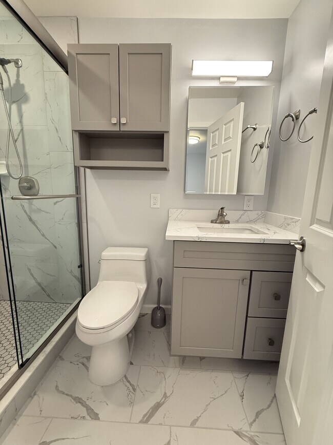 Photo - 145 Evergreen Way